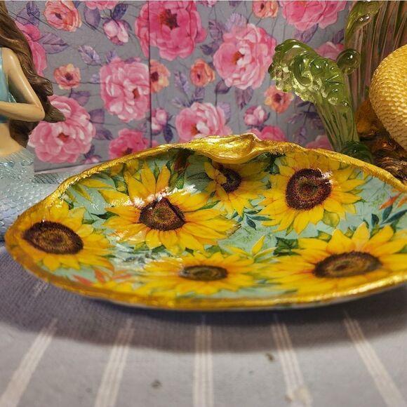 DECOUPAGE CLAM SHELL DECOUPAGE SUNFLOWERS TRINKET DISH - Picture 6 of 10